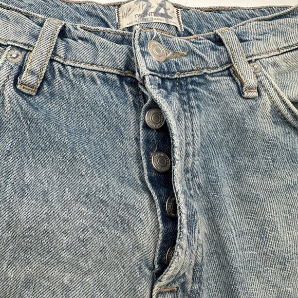 Free People‎ Blue Denim Distressed Ripped Boyfriend Straight Jeans Size 24 - Picture 3 of 12